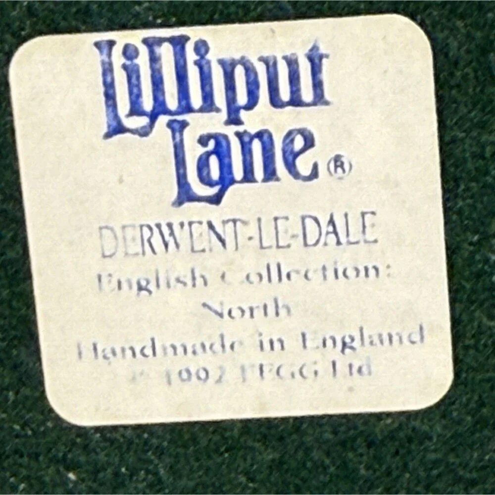 Lilliput Lane Derwent-Le-Dale English Cottage House Resin Hand Painted 1987